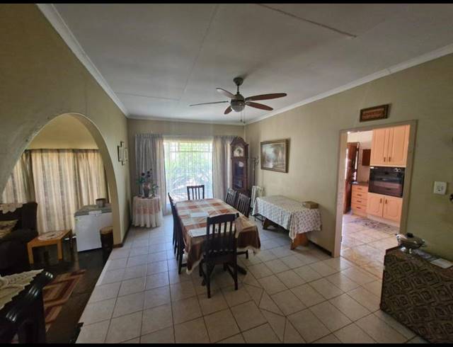 FARM FOR SALE IN MONAVONI AH